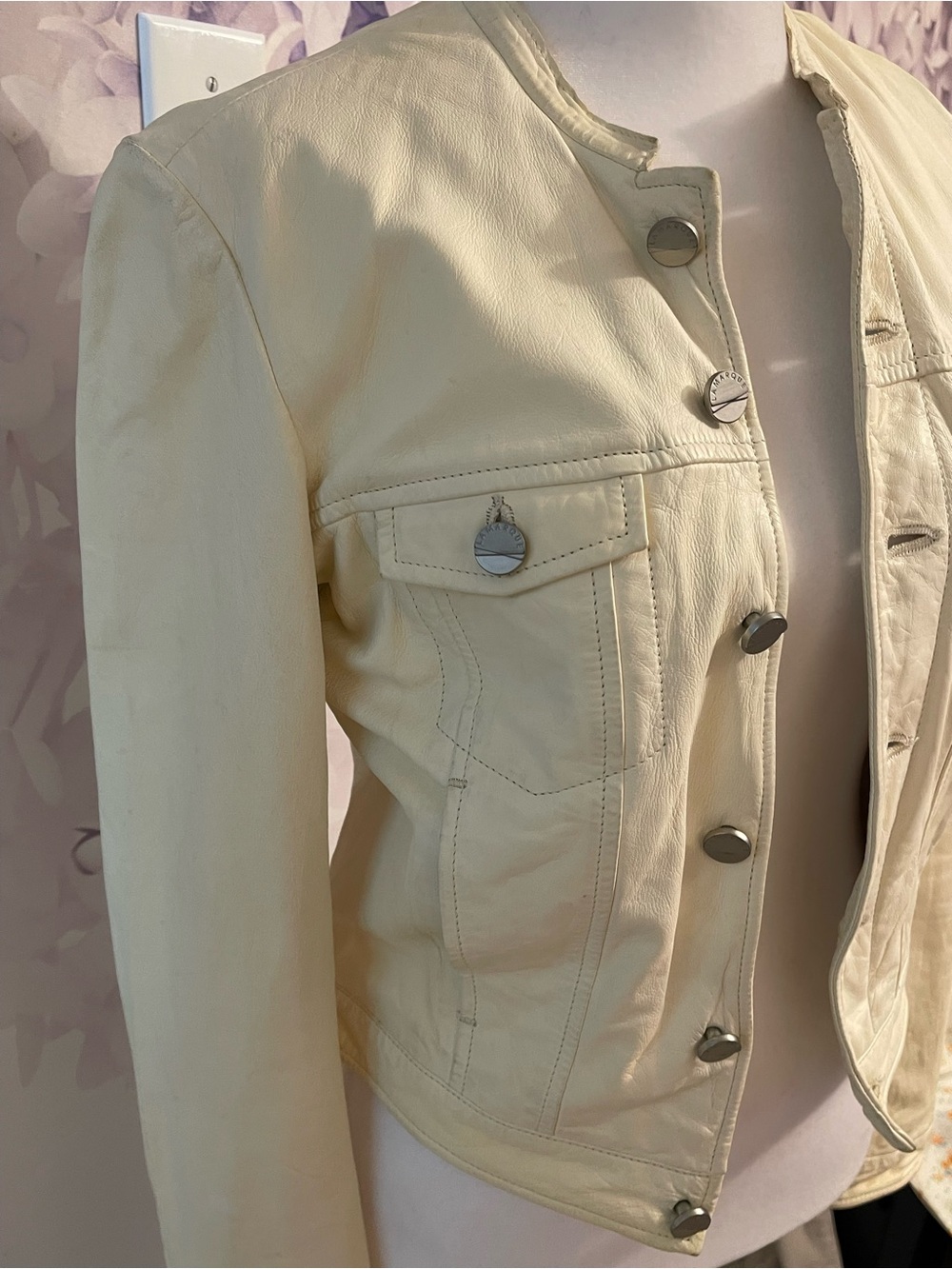 Lamarque Cream Button-Front Jean Jacket - Picture 8 of 9